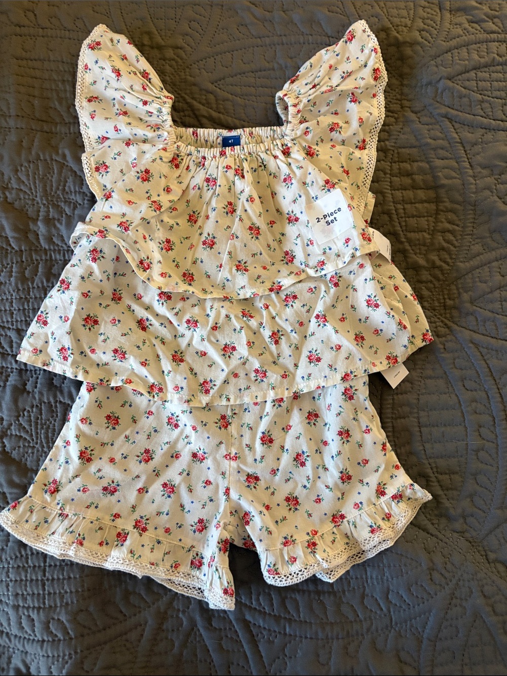 2-Piece printed short-sleeve Floral top and shorts set Ruffle Kids Set